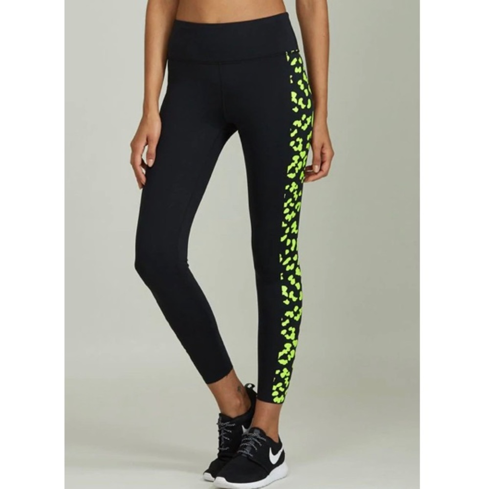 Noli Yoga Black Neon Lime Cheetah Leggings Size S - Picture 2 of 7